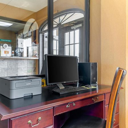 Quality Inn Кордел Екстериор снимка