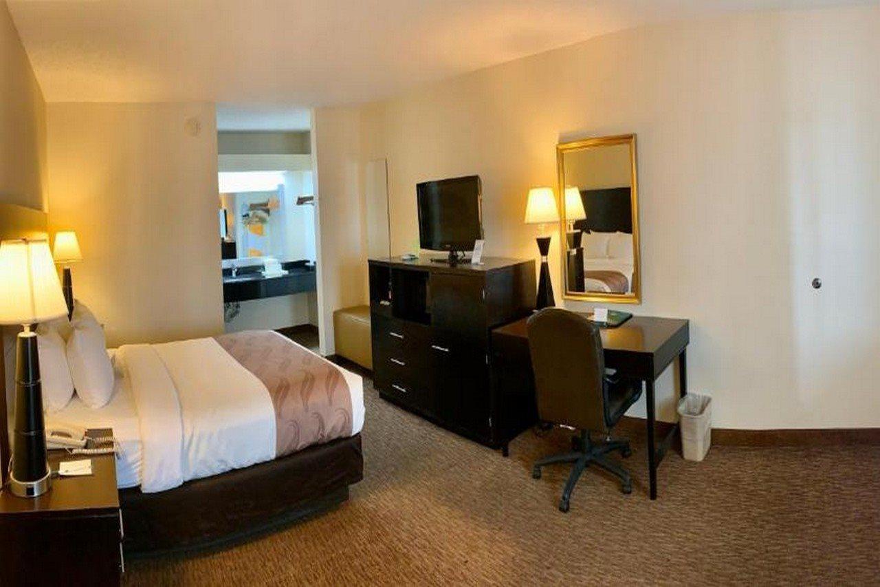 Quality Inn Кордел Екстериор снимка