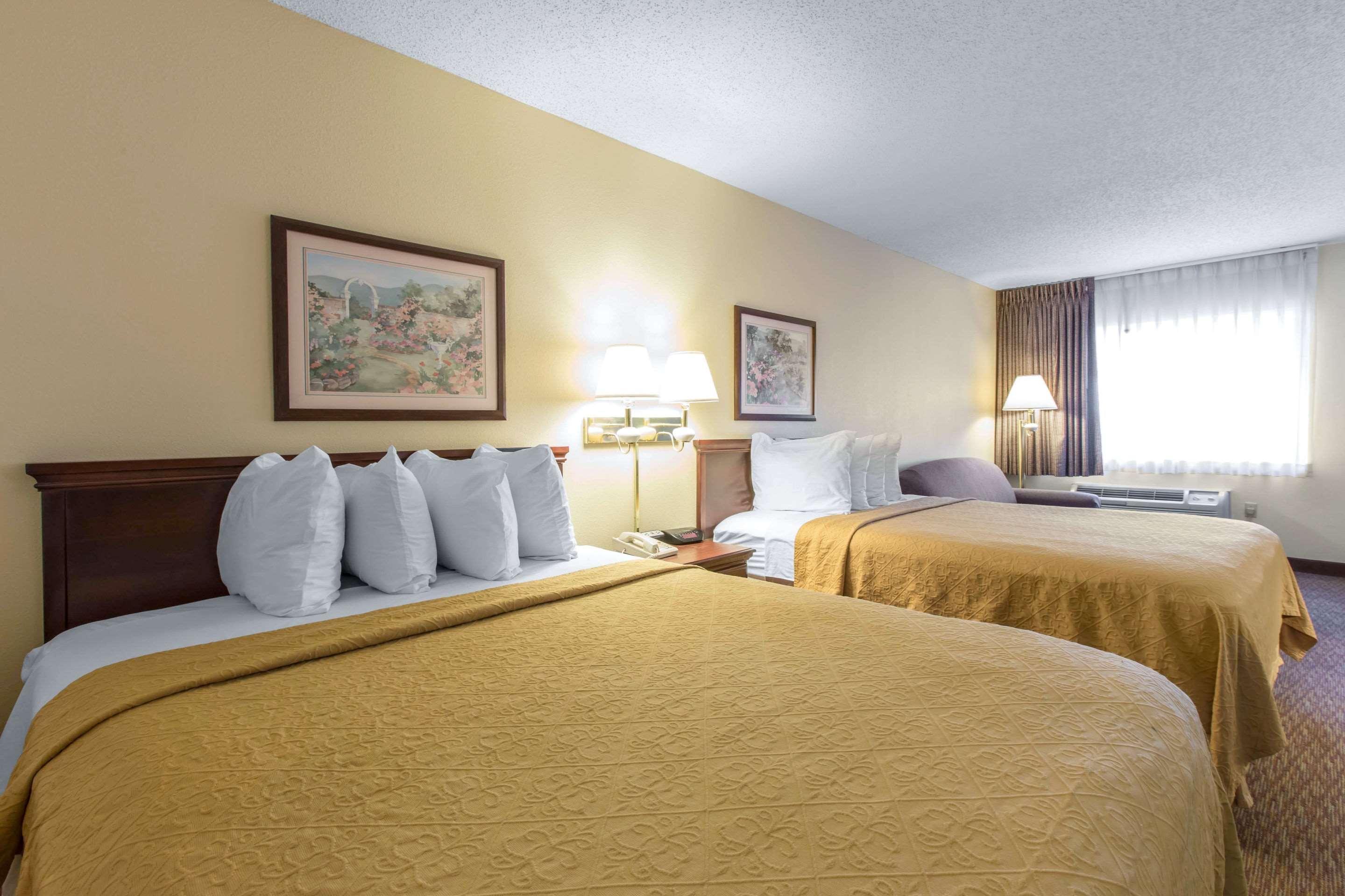 Quality Inn Кордел Екстериор снимка