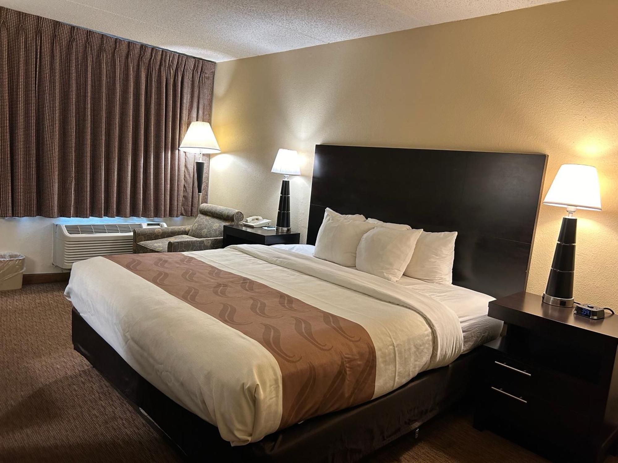 Quality Inn Кордел Екстериор снимка