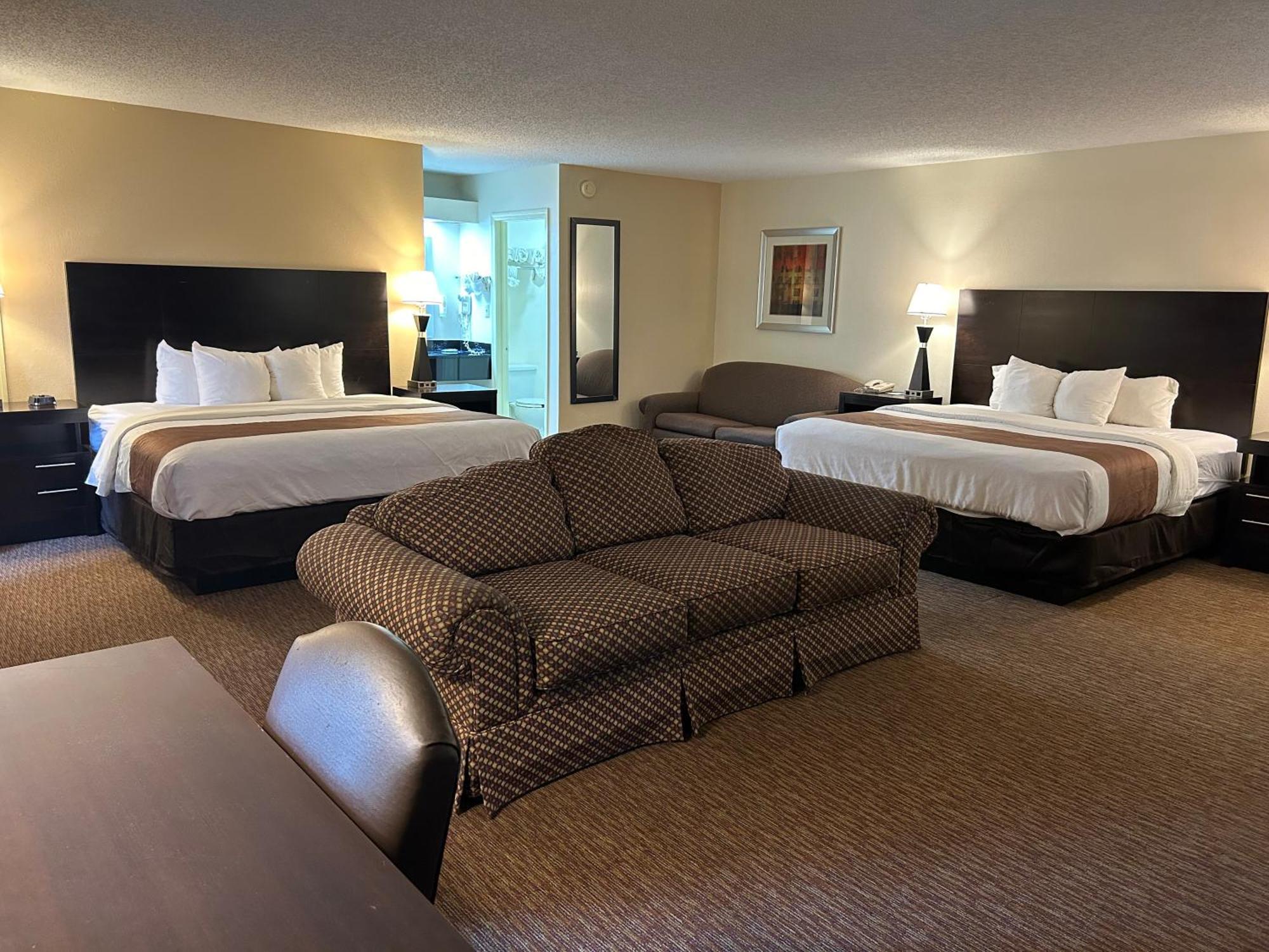 Quality Inn Кордел Екстериор снимка