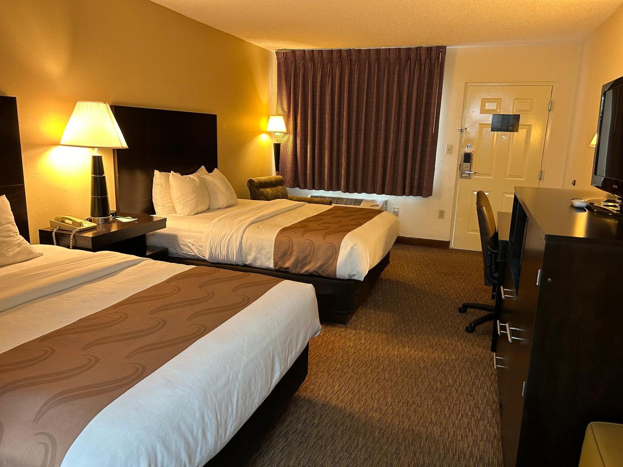 Quality Inn Кордел Екстериор снимка