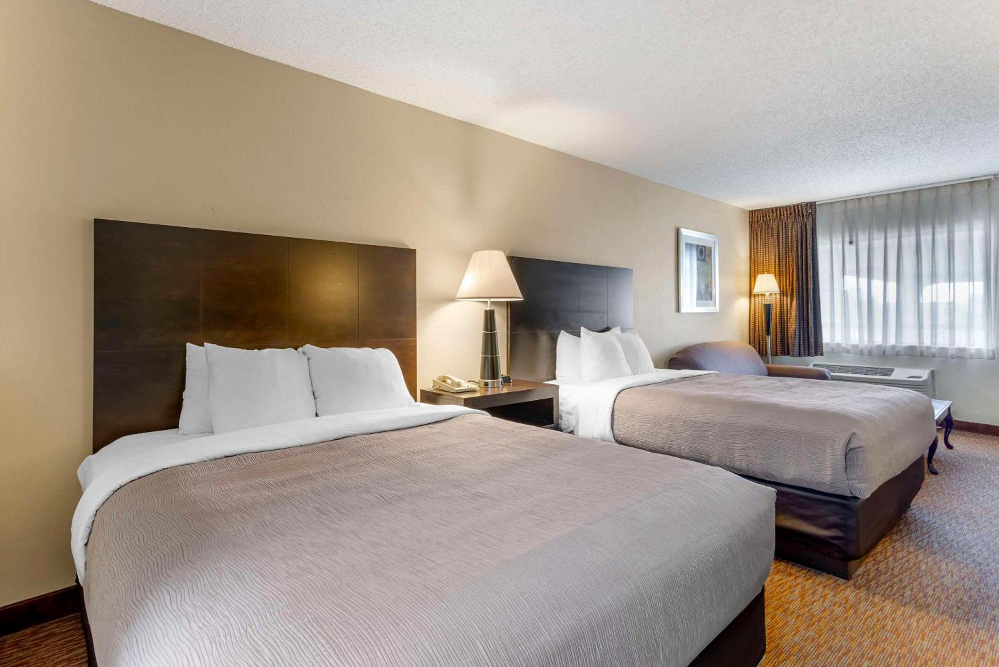 Quality Inn Кордел Екстериор снимка