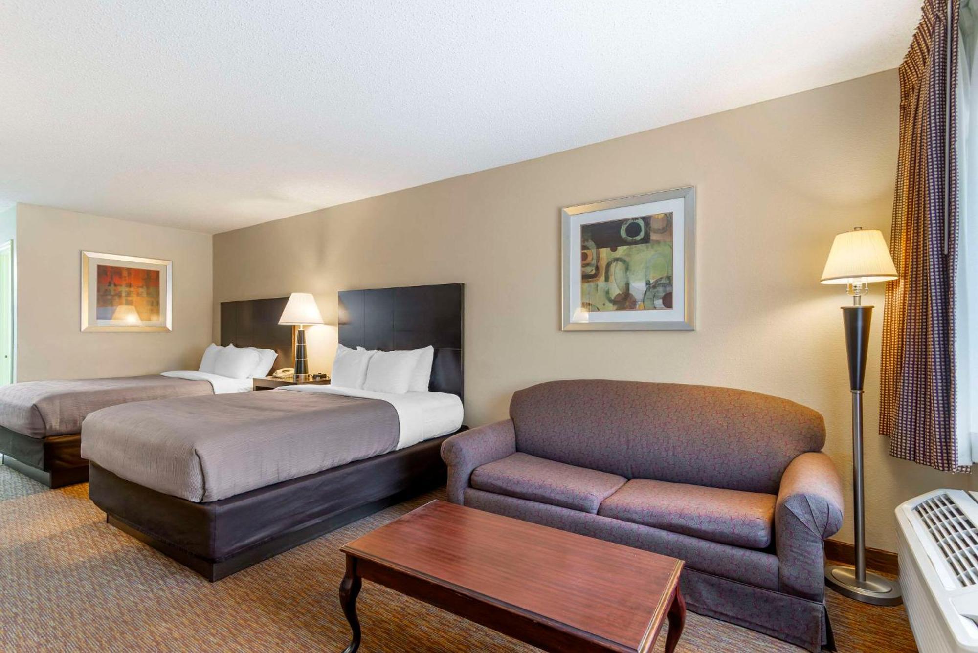 Quality Inn Кордел Екстериор снимка